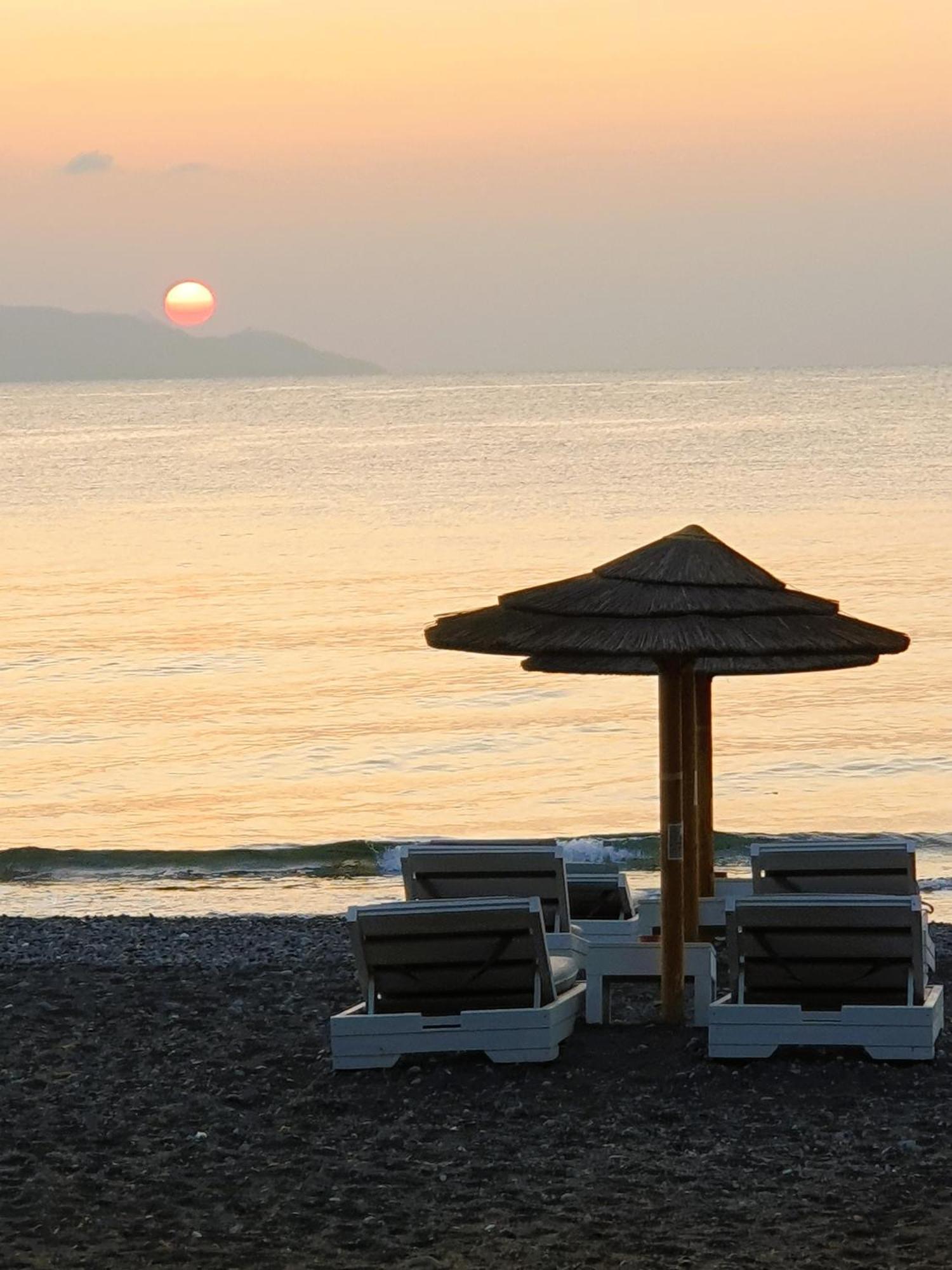 Arion Bay Hotel Santorini Kamári Eksteriør bilde