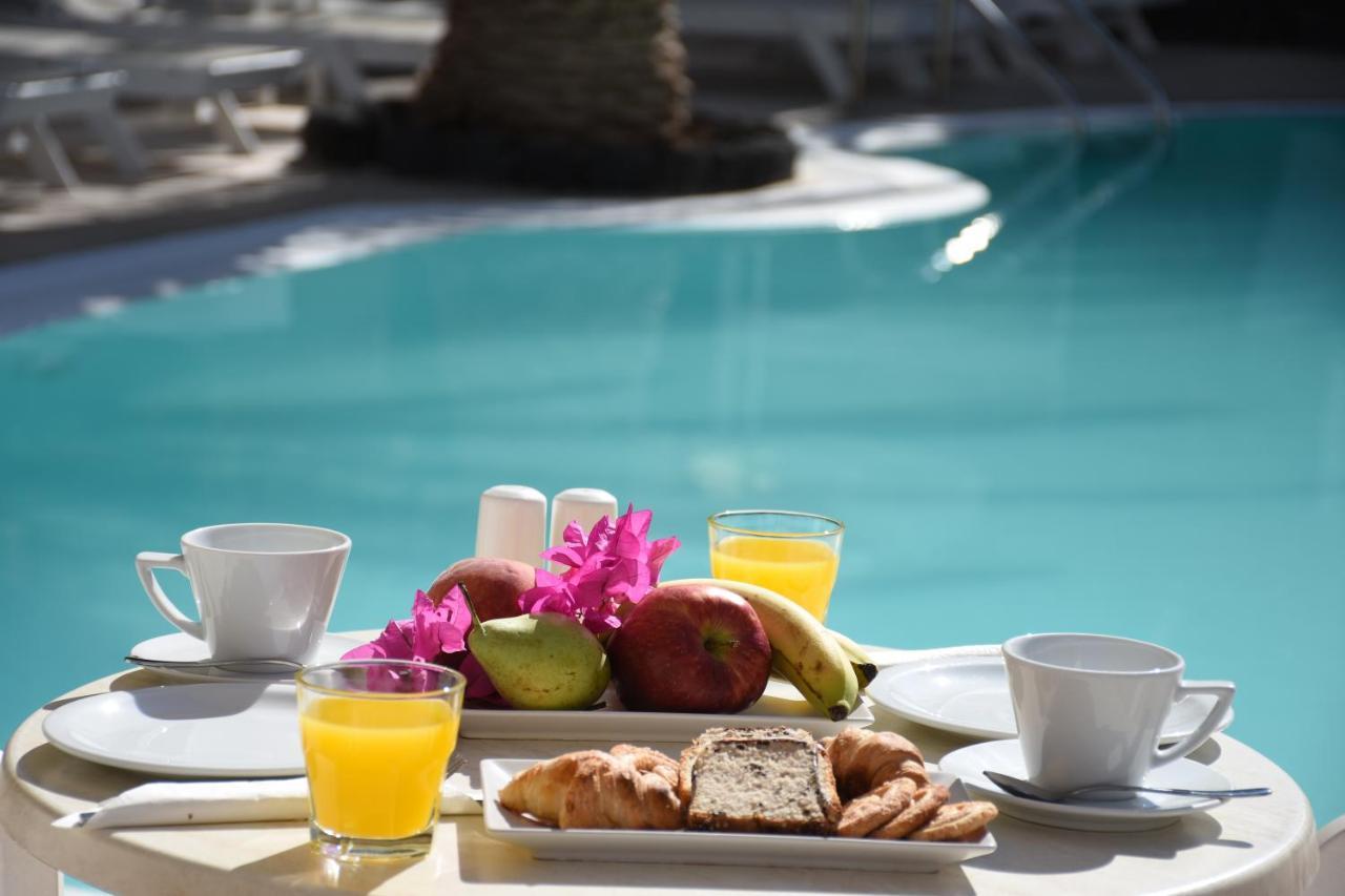 Arion Bay Hotel Santorini Kamári Eksteriør bilde