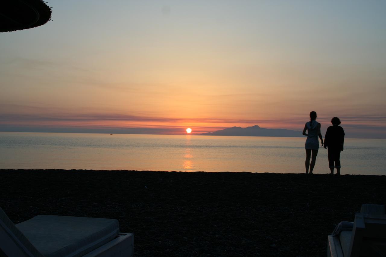 Arion Bay Hotel Santorini Kamári Eksteriør bilde