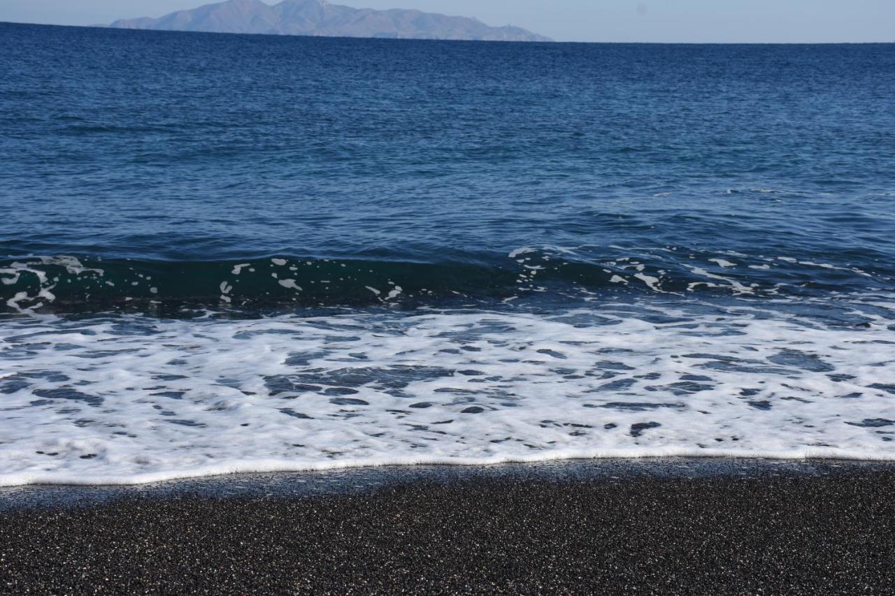 Arion Bay Hotel Santorini Kamári Eksteriør bilde