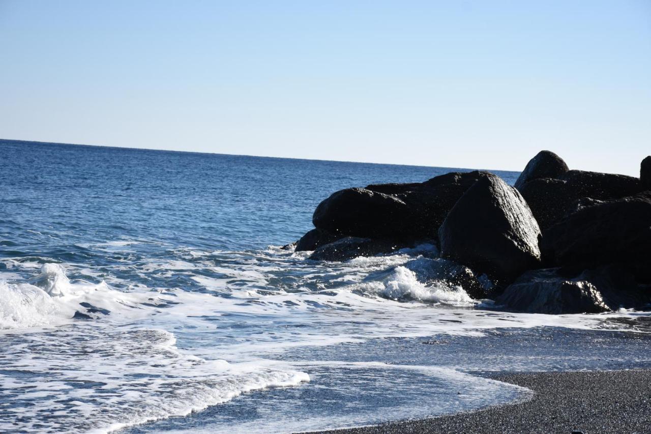 Arion Bay Hotel Santorini Kamári Eksteriør bilde
